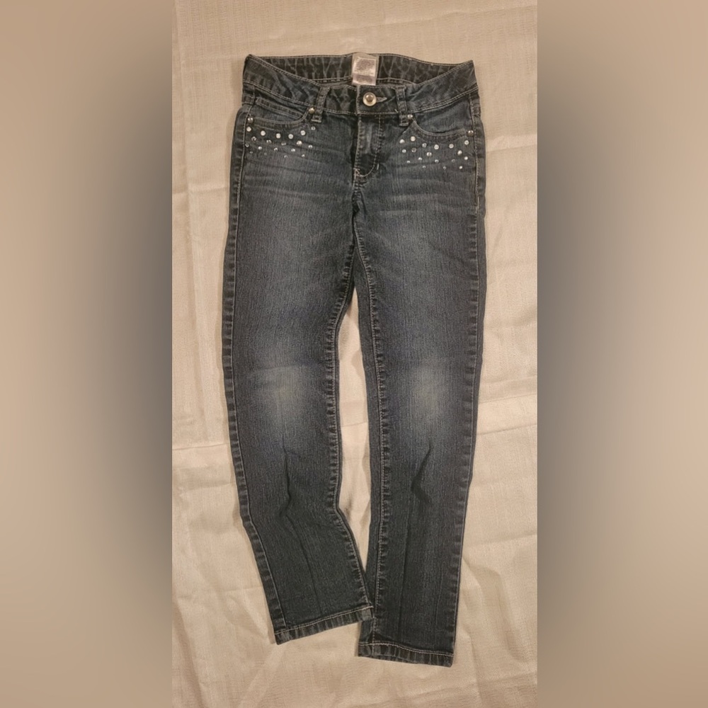 Kids size 8 Canyon River Blues Studded Gray Jeans